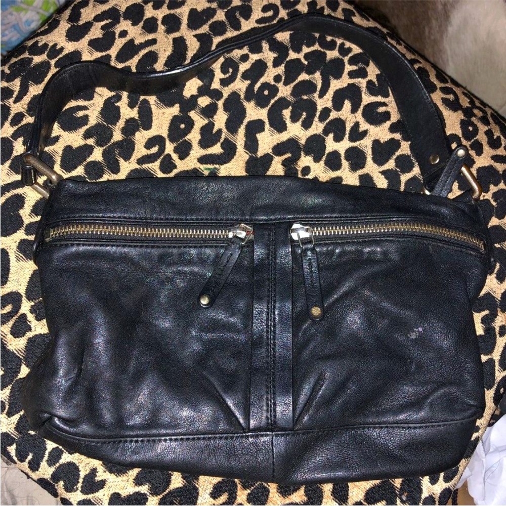 banana republic black Lamb leather small bag outside excellent